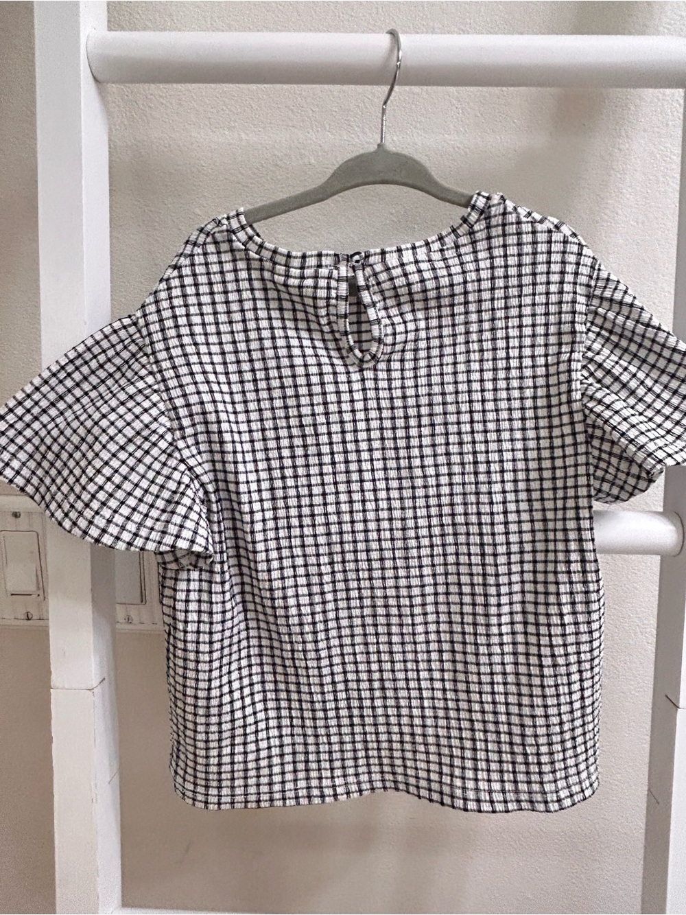 Zara Kids size 6 Black & White Check Short Sleeve Top